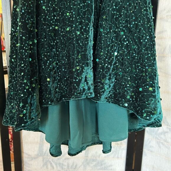 MORGAN & CO Green Velvet Sequined Off-the-Shoulder Fairy Dress 3 - Picture 12 of 15